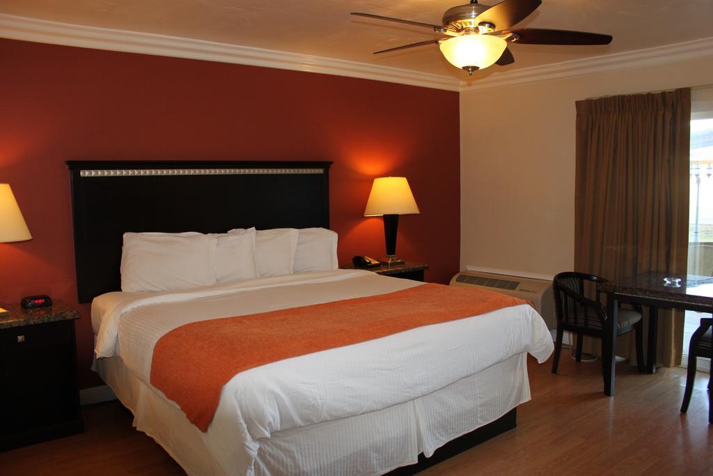 Travelodge By Wyndham Santa Maria Dış mekan fotoğraf