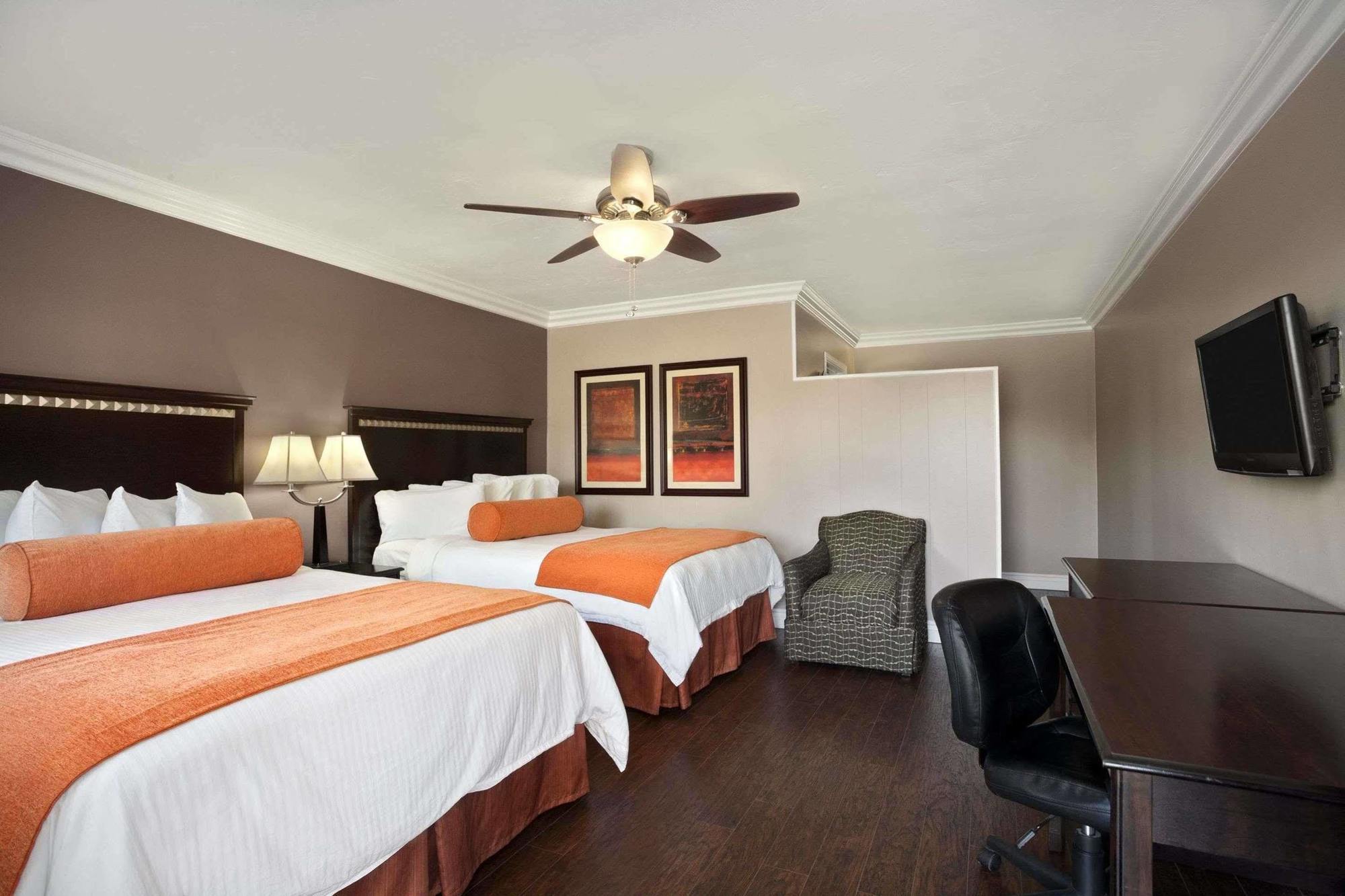 Travelodge By Wyndham Santa Maria Dış mekan fotoğraf